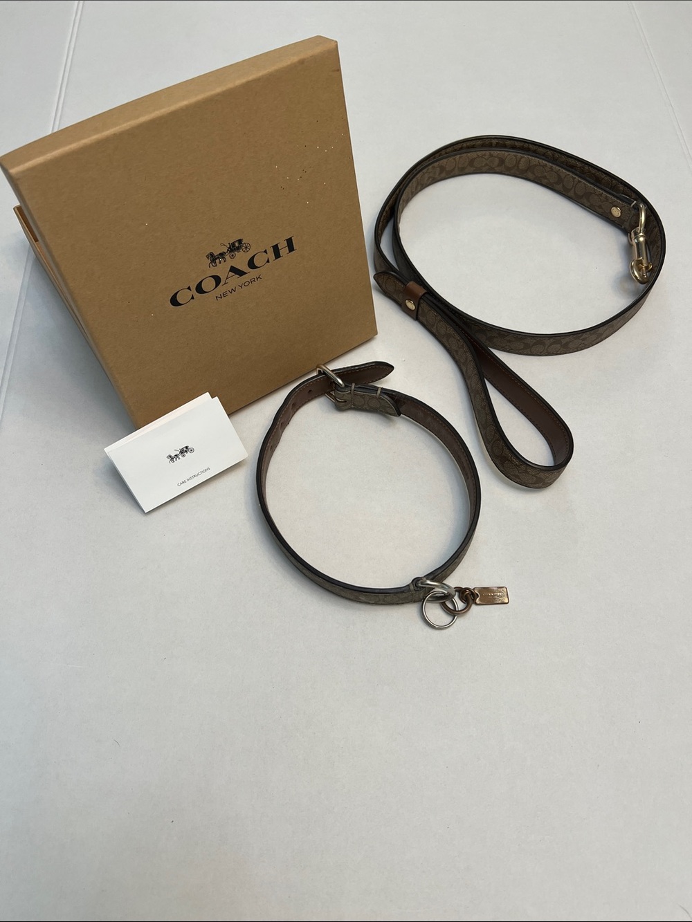 COACH LOGO LARGE DOG CANINE LEASH 1” WIDE AND COLLAR SET BROWN LEATHER